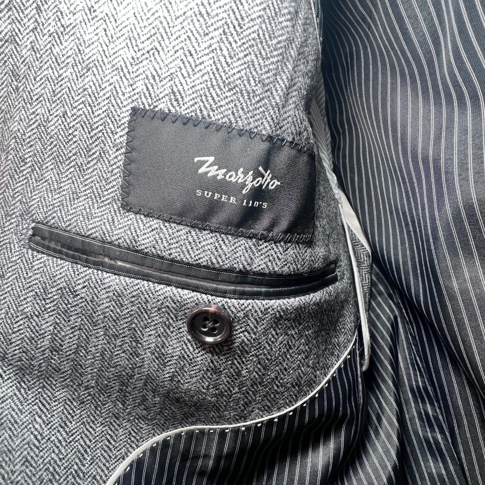 Banana Republic Mens 38R Slim Fit Grey Herringbone Marzotto Wool Blazer 376857 - Picture 4 of 16